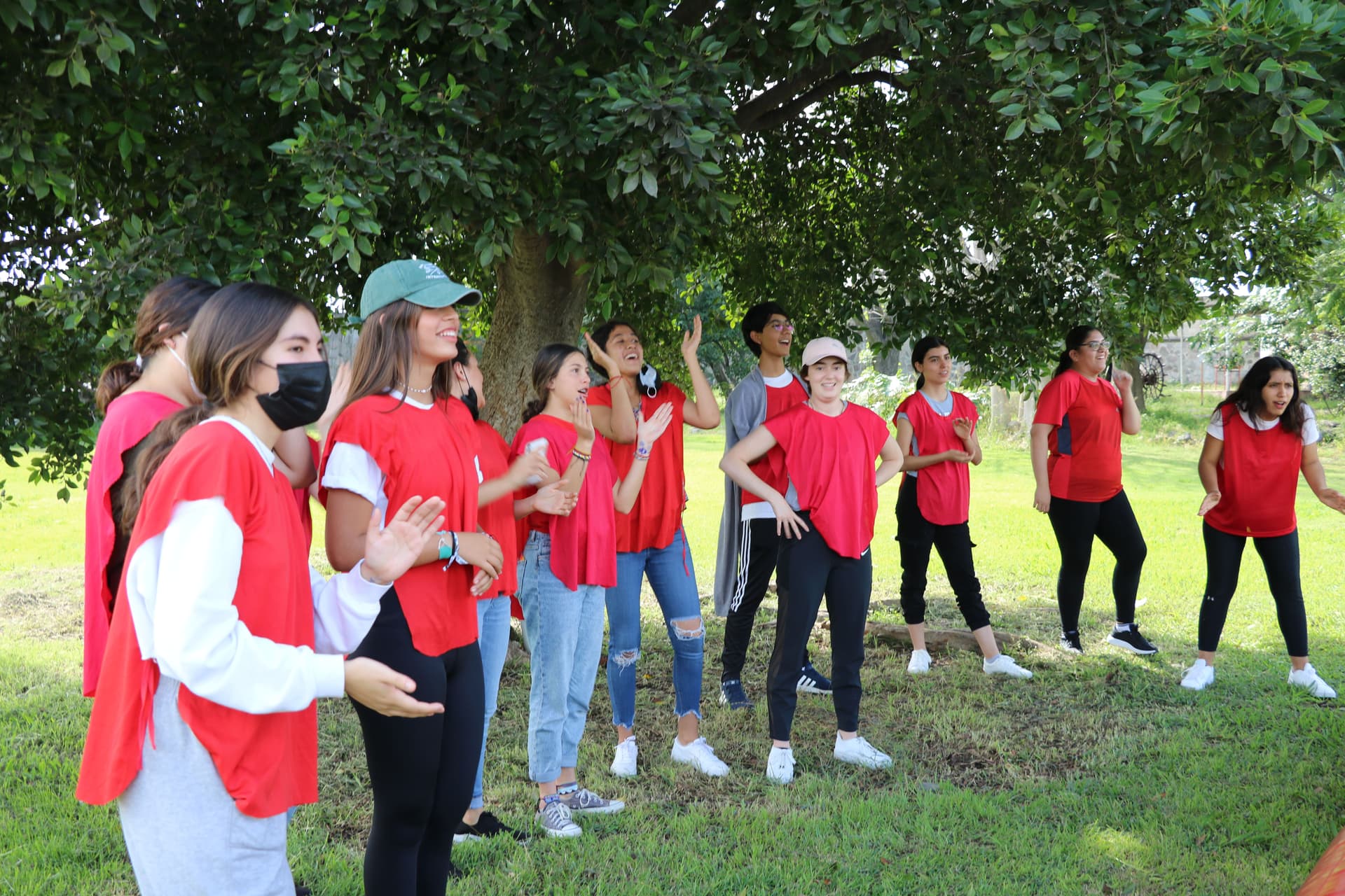 Equipo_rojo_parresia_jovenes